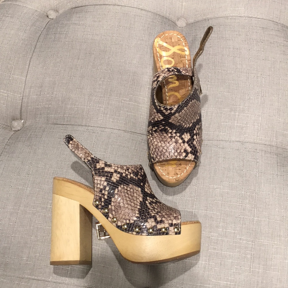 Sam Edelman wood wedge